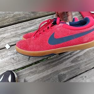 Men's Nike Zoom Eric Koston SB University Red Gum Shoes Size 8